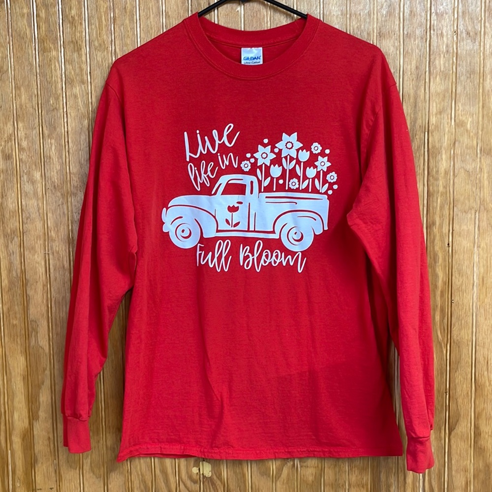 Women’s medium (red)